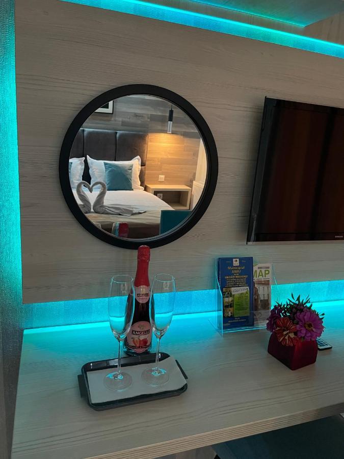 Voyage Cubic Adults Only Apartment Sibiu Exterior photo